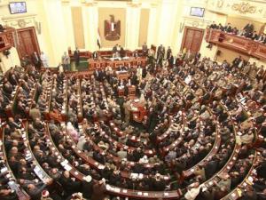 الشورى يوافق مبدئيا على 1200 جنيه حد أدني للأجور