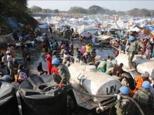 El Gobierno sursudanés se compromete a cesar la violencia contra los insurgentes