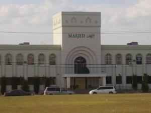 Muslim shot, stabbed outside Houston mosque