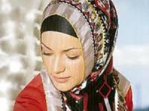 Swiss politician calls for hijab ban on passport photos
