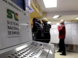 Los hogares con todos los miembros en paro suben a 1.832.300