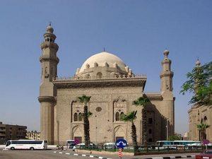 جامع ومدرسة السلطان حسن في القاهرة